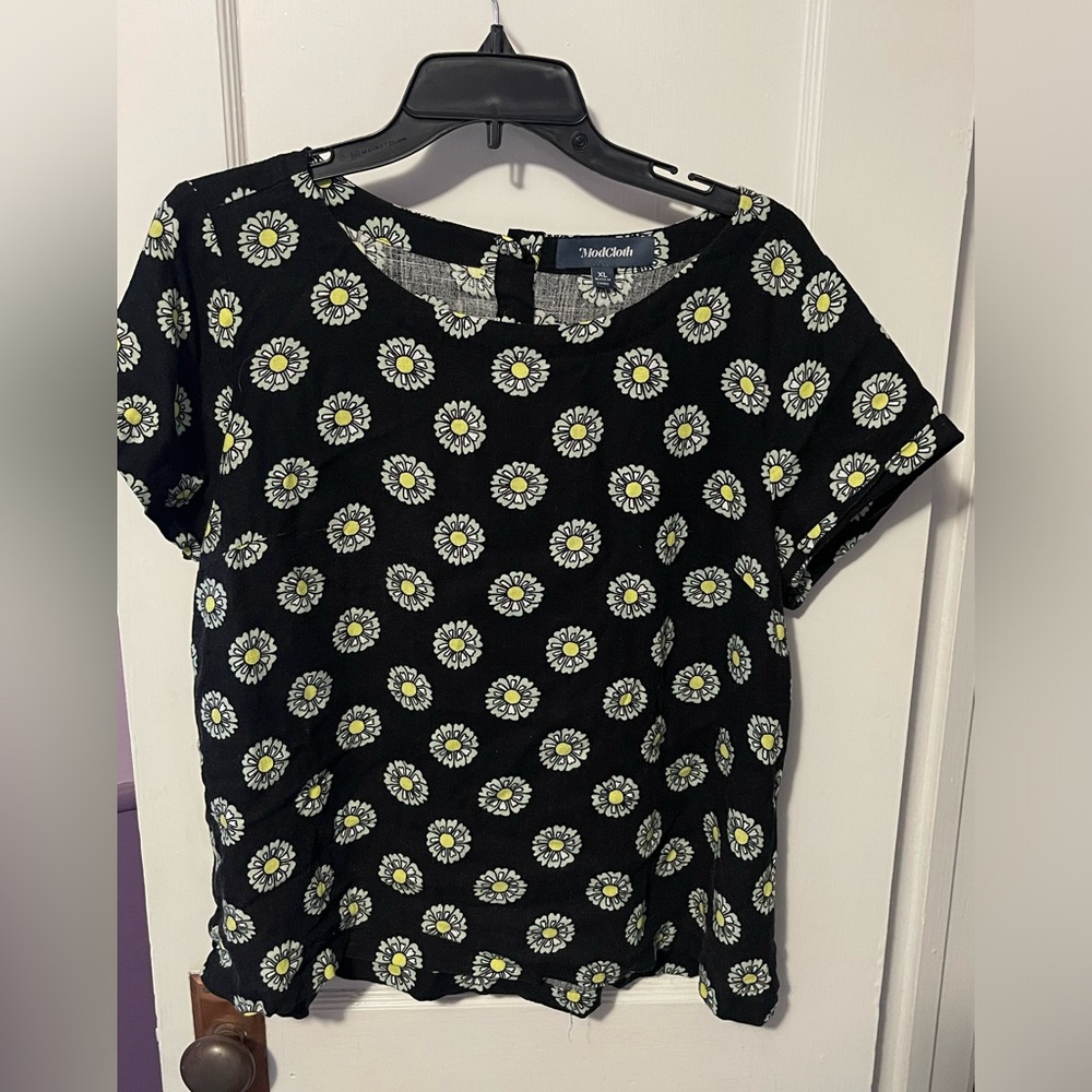 XL ModCloth floral top